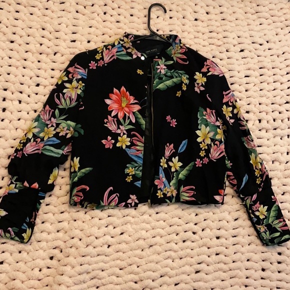 Zara Floral Printed Jacket - Picture 2 of 5